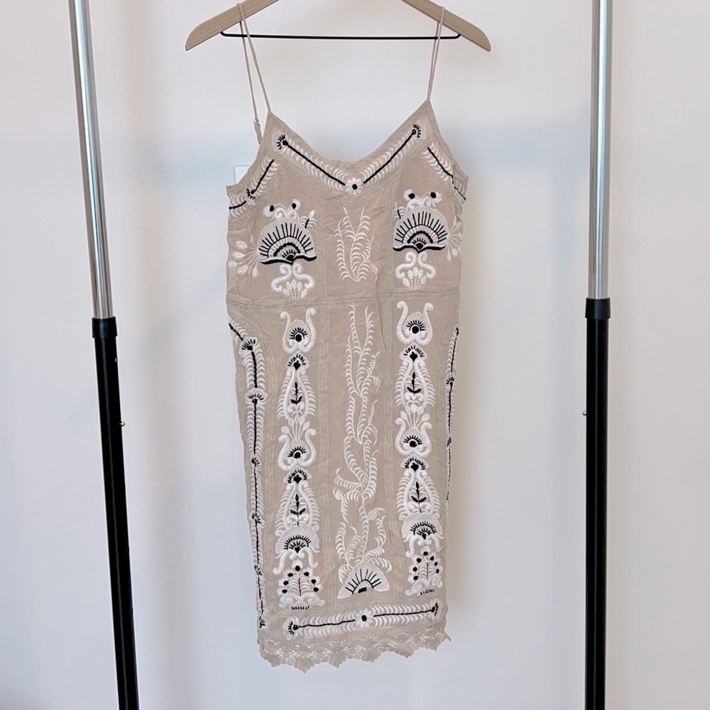 NWT Anthropologie Maeve Embroidered Midi Dress Size S